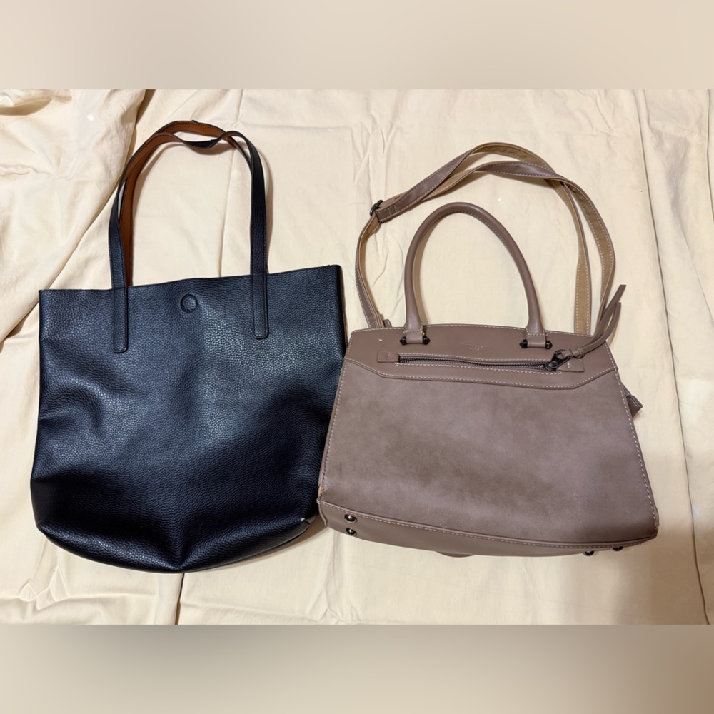 Elegant Black and Tan (David Jones) Women's Purses